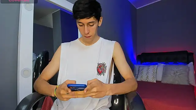 Snapshot of Jhon_snow22 chatting on 09/29/25, 11:37 Jhon snow22 online show from 09/29/25, 11:37