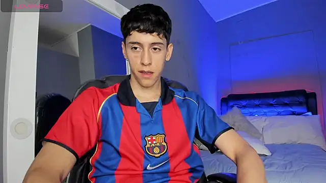 Snapshot of Jhon_snow22 chatting on 11/10/25, 02:49 Jhon snow22 online show from 11/10/25, 02:49