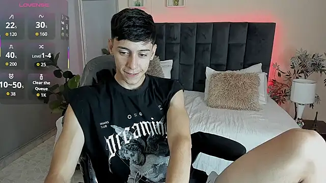 Snapshot of Jhon_snow22 chatting on 11/25/25, 01:11 Jhon snow22 online show from 11/25/25, 01:11