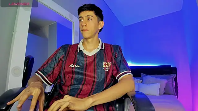 Snapshot of Jhon_snow22 chatting on 12/02/25, 02:23 Jhon snow22 online show from 12/02/25, 02:23