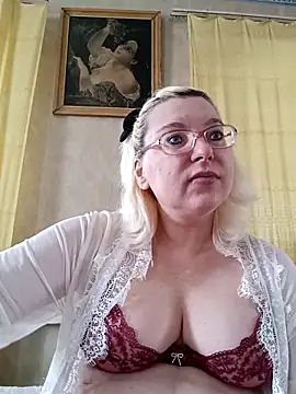 VikaKing online show from 02/25/26, 10:03