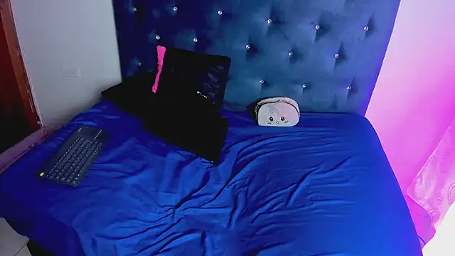 keith cute online show from 04/01/26, 07:33