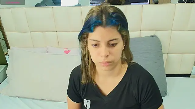 gisell gomez online show from 09/10/25, 11:54