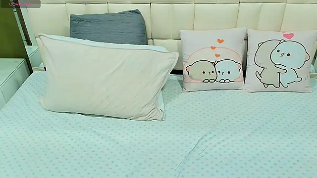 gisell gomez online show from 09/11/25, 12:05