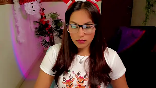 Cameroon-Diaz online show from 12/01/25, 01:49