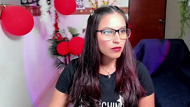 Cameroon-Diaz online show from 02/24/26, 01:42