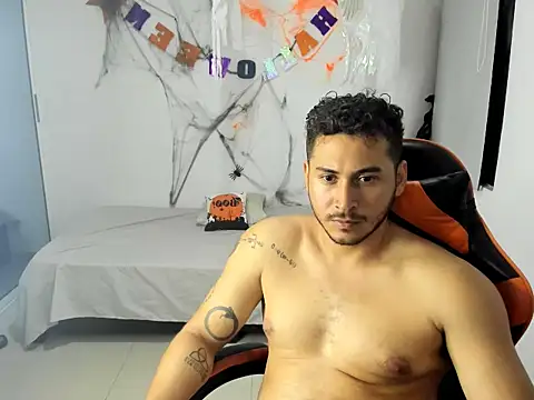 ashlan king online show from 10/30/25, 02:35