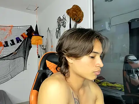 kenshi roa online show from 10/30/25, 05:57