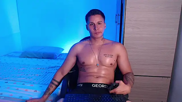 valentinosex1 online show from 05/22/26, 11:32