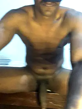 Snapshot of Bullboy8in chatting on 09/19/25, 06:26 Bullboy8in online show from 09/19/25, 06:26