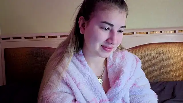 Snapshot of sugarskitty chatting on 02/25/26, 12:04 sugarskitty online show from 02/25/26, 12:04