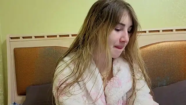 Snapshot of sugarskitty chatting on 03/16/26, 12:49 sugarskitty online show from 03/16/26, 12:49