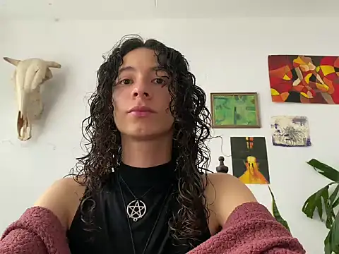 camille delrey online show from 09/18/25, 09:17