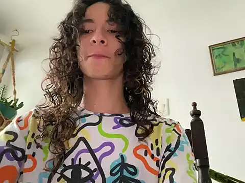 camille delrey online show from 10/27/25, 06:23