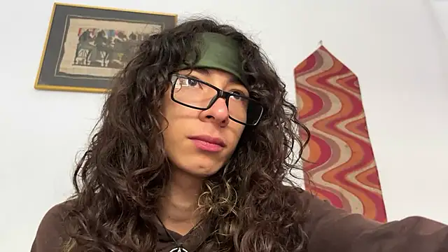 camille delrey online show from 12/15/25, 12:53