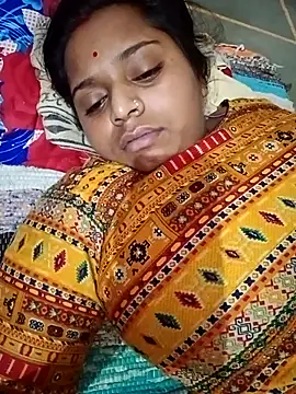 Snapshot of Hot_crety chatting on 09/23/25, 11:30 Hot crety online show from 09/23/25, 11:30