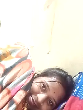 Hot crety online show from 02/28/26, 04:52