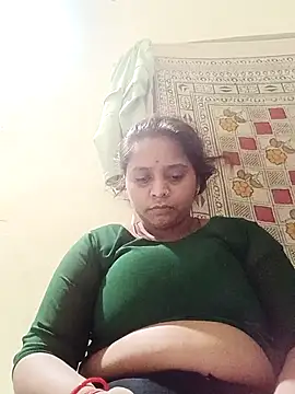 Snapshot of Hot_crety chatting on 07/06/26, 04:53 Hot crety online show from 07/06/26, 04:53