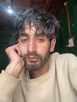 lyath3245 online show from 02/26/26, 07:51