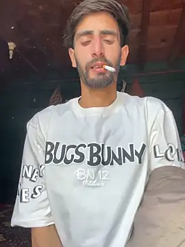 lyath3245 online show from 03/21/26, 04:28