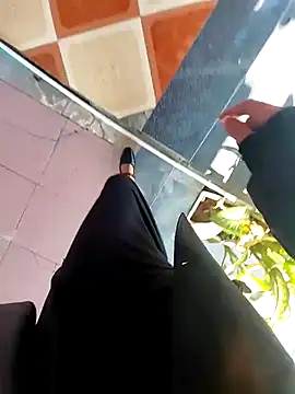 meomeocute online show from 11/13/25, 05:50