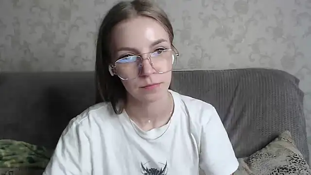 HitGyrl online show from 03/02/26, 05:08