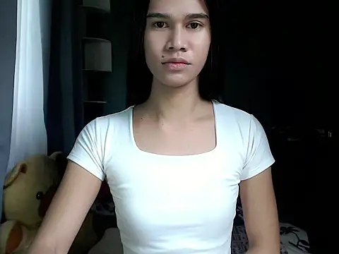 Snapshot of urseductivebarbie_xx chatting on 09/24/25, 04:49 urseductivebarbie xx online show from 09/24/25, 04:49