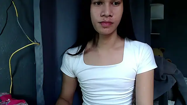 Snapshot of urseductivebarbie_xx chatting on 10/06/25, 06:33 urseductivebarbie xx online show from 10/06/25, 06:33