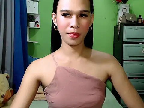 Snapshot of urseductivebarbie_xx chatting on 04/05/26, 03:31 urseductivebarbie xx online show from 04/05/26, 03:31