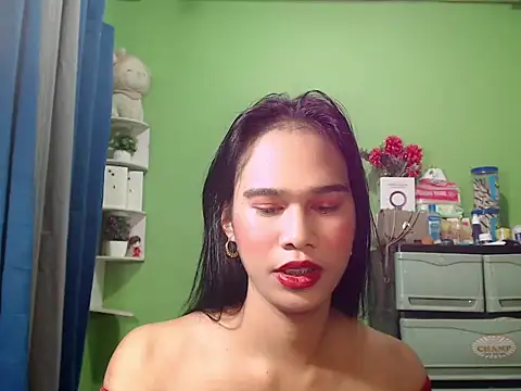 Snapshot of urseductivebarbie_xx chatting on 04/29/26, 12:20 urseductivebarbie xx online show from 04/29/26, 12:20