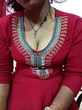 Snapshot of BILLO-RANI67 chatting on 11/18/25, 05:45 BILLO-RANI67 online show from 11/18/25, 05:45