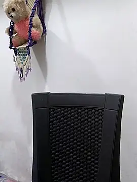 sneha bebo online show from 11/04/25, 03:33