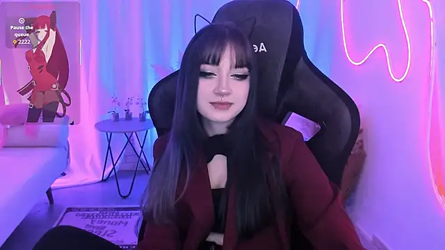 Snapshot of LiliLuna chatting on 02/07/26, 12:09 LiliLuna online show from 02/07/26, 12:09