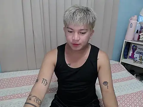 Snapshot of Fuckboii_intown chatting on 02/04/26, 01:33 Fuckboii intown online show from 02/04/26, 01:33