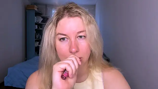 NancySanders online show from 06/22/26, 04:42
