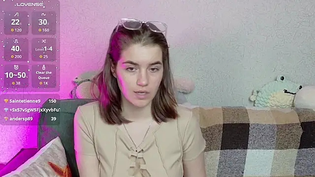 Snapshot of ElzaBlis chatting on 04/19/26, 06:10 ElzaBlis online show from 04/19/26, 06:10