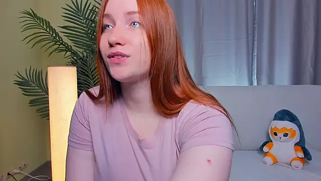 Snapshot of EthalCarlsqq chatting on 09/19/25, 07:32 EthalCarlsqq online show from 09/19/25, 07:32