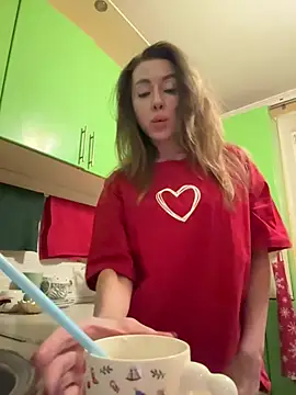 Snapshot of MarinaDiva11_74 chatting on 02/02/26, 08:18 MarinaDiva11 74 online show from 02/02/26, 08:18