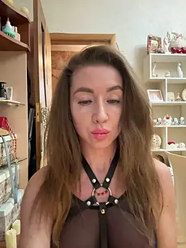 Snapshot of MarinaDiva11_74 chatting on 02/17/26, 08:37 MarinaDiva11 74 online show from 02/17/26, 08:37