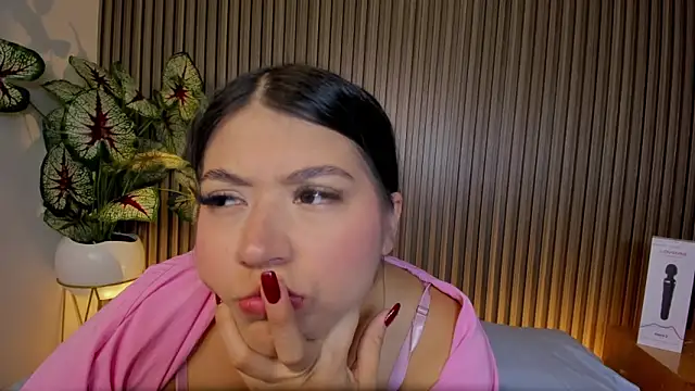 anagil  online show from 12/04/25, 07:44