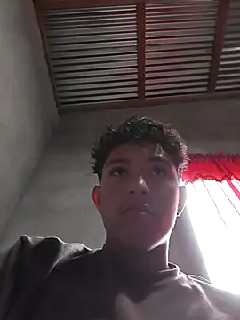 Snapshot of MattBroddy chatting on 11/14/25, 02:16 MattBroddy online show from 11/14/25, 02:16