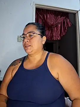 NARNYALABELLA online show from 11/27/25, 10:56