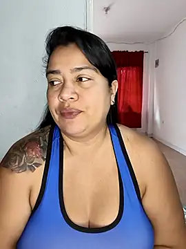 Snapshot of NARNYALABELLA chatting on 04/24/26, 12:40 NARNYALABELLA online show from 04/24/26, 12:40