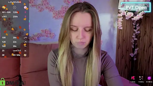 Snapshot of Rina_Panic chatting on 11/16/25, 01:11 Rina Panic online show from 11/16/25, 01:11