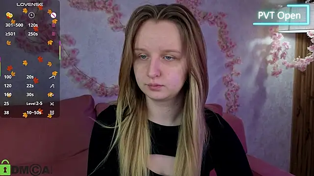 Snapshot of Rina_Panic chatting on 12/01/25, 01:10 Rina Panic online show from 12/01/25, 01:10