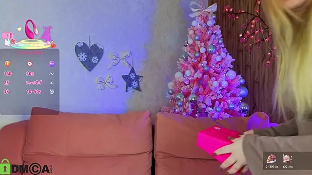 Snapshot of Rina_Panic chatting on 12/19/25, 01:01 Rina Panic online show from 12/19/25, 01:01