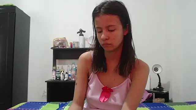 nathaly jones  online show from 07/06/26, 03:03