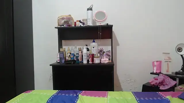 nathaly jones  online show from 07/16/26, 12:22