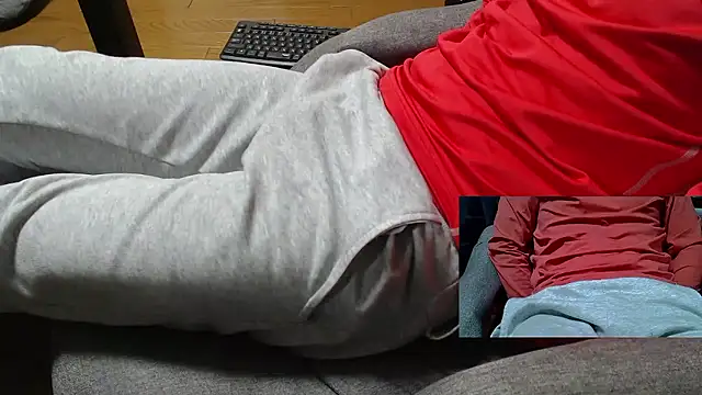 Yasu2000 online show from 02/03/26, 06:40