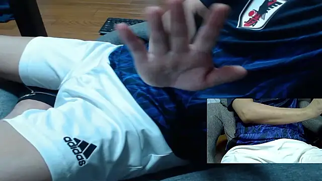 Yasu2000 online show from 04/05/26, 12:41